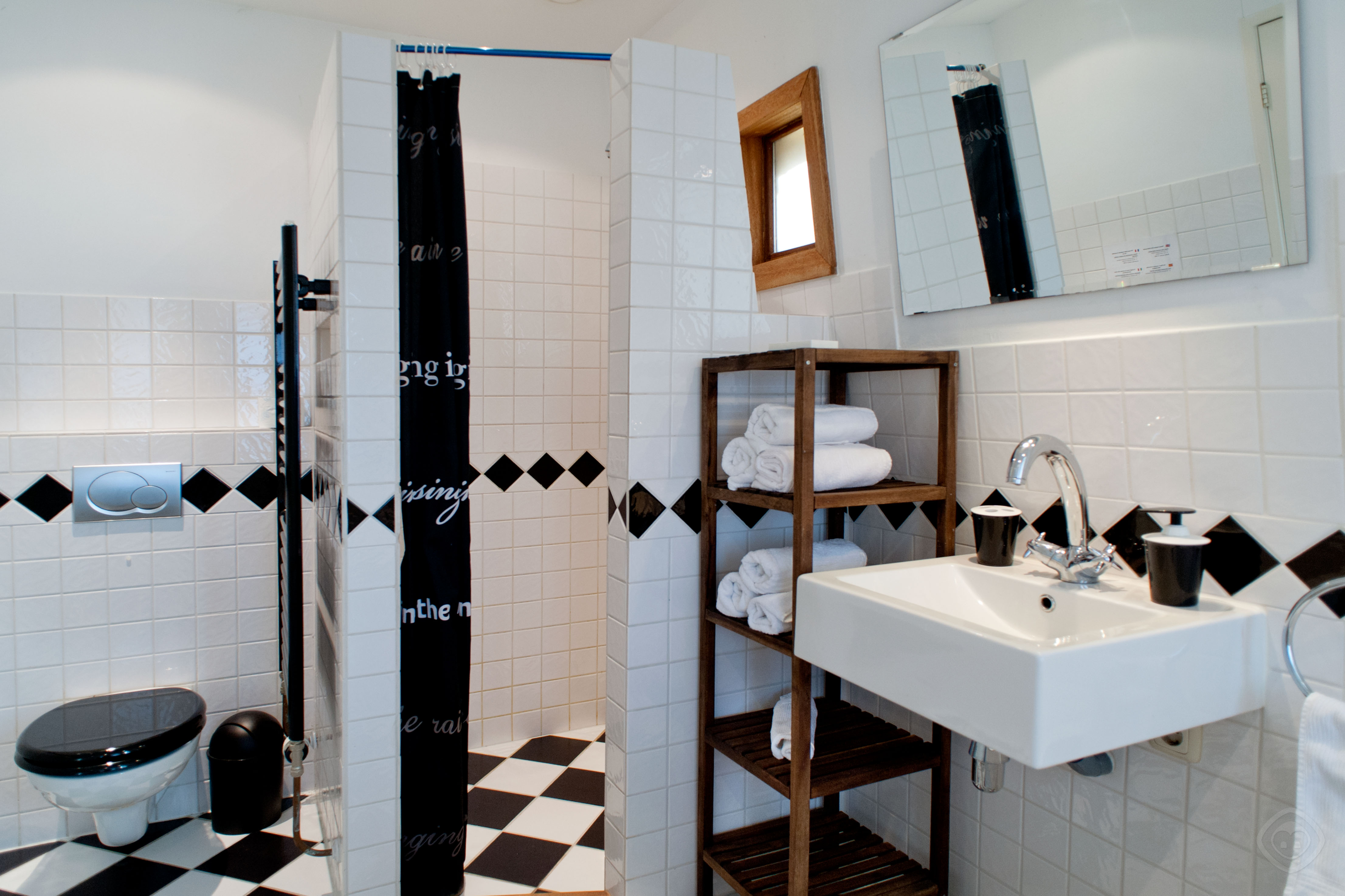 Bathroom other angle Canal Holiday apartment Amsterdam